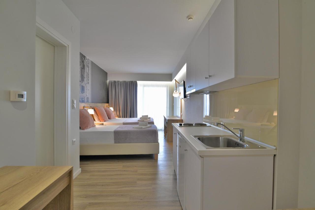 Nefeli Apartments Leptokaryá Buitenkant foto